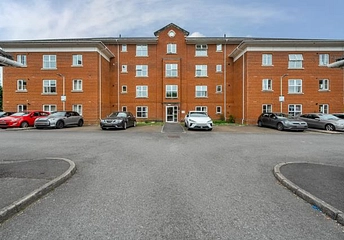 2 bedroom apartment for sale - Thornycroft Close, Newbury, RG14 - Property View 1