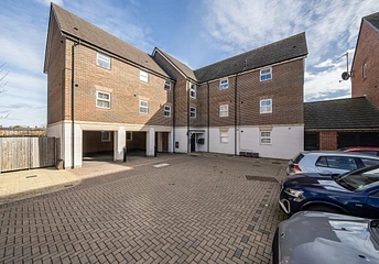 2 bedroom apartment for sale - Hutton Close, Newbury, RG14 - Property View 1