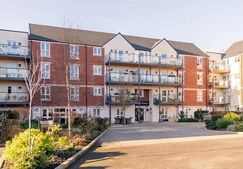 2 bedroom apartment for sale - Albert Court, Henley-on-Thames, RG9 - Property View 1