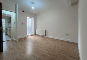 4 bedroom house to rent - St. Peters Road, Reading, RG6 - Property View 1
