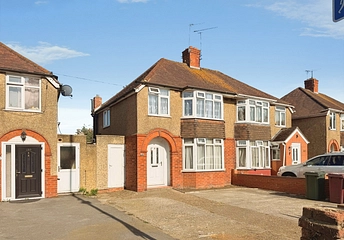 3 bedroom house to rent - Basingstoke Road, Reading, RG2 - Property View 1