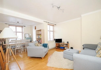 1 bedroom apartment to rent - Wilton Court, Richmond, TW9 - Property View 1