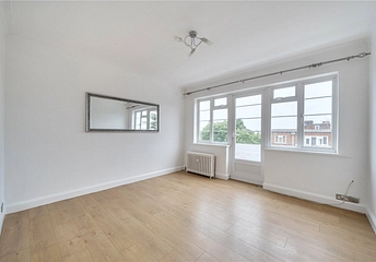 2 bedroom apartment for sale - Sheen Court, Richmond, TW10 - Property View 1