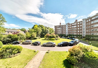 3 bedroom apartment for sale - Queens Road, Richmond, TW10 - Property View 1