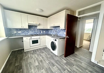 1 bedroom apartment to rent - Staines Road West, Ashford, TW15 - Property View 1