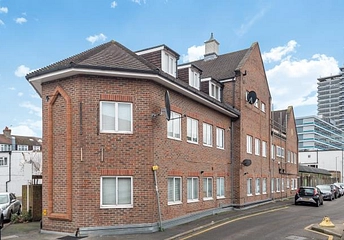 2 bedroom apartment for sale - Chancery House, Tolworth Close, Surbiton, KT6 - Property View 1