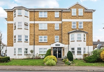 2 bedroom apartment for sale - Portsmouth Road, Surbiton, KT6 - Property View 1