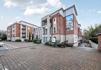 2 bedroom apartment for sale - Station Parade, Virginia Water, GU25 - Property View 1