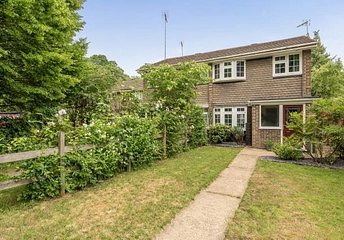 3 bedroom house for sale - Francis Chichester Close, Ascot, SL5 - Property View 1
