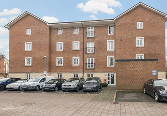 2 bedroom apartment to rent - Brunel Crescent, Swindon, SN2 - Property View 1