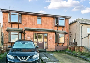 apartment to rent - Brockhurst Road, Chesham, HP5 - Property View 1