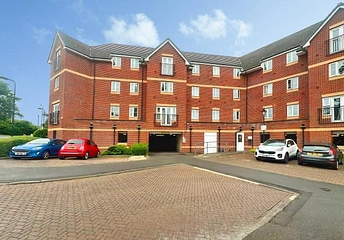 2 bedroom apartment to rent - Eaton Avenue, Slough, SL1 - Property View 1