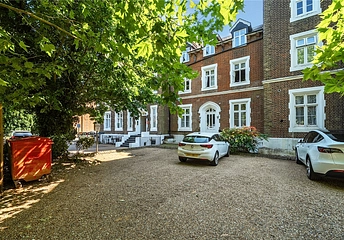 2 bedroom apartment to rent - Upton Park, Slough, SL1 - Property View 1