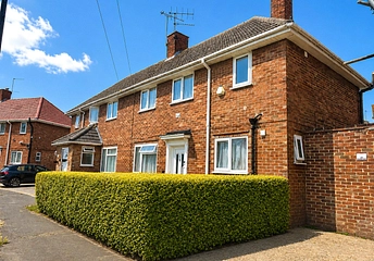 3 bedroom house for sale - Cromwell Drive, Slough, SL1 - Property View 1