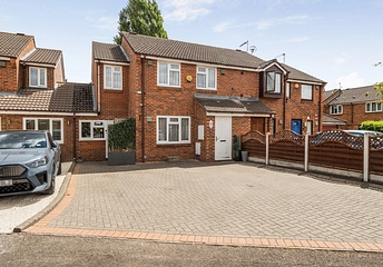 4 bedroom house for sale - Pearl Gardens, Slough, SL1 - Property View 1