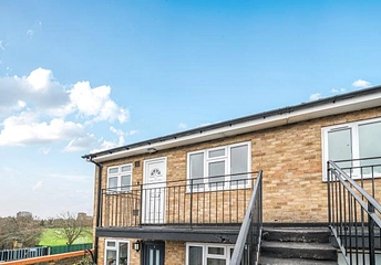 2 bedroom apartment for sale - Peregrine Road, Sunbury-On-Thames, TW16 - Property View 1