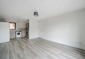 2 bedroom apartment to rent - The Heyes, Gloucester Green, Oxford, OX1 - Property View 1