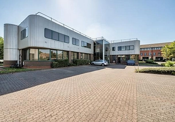 2 bedroom apartment for sale - Avebury House, Bentham Close, Swindon, SN5 - Property View 1