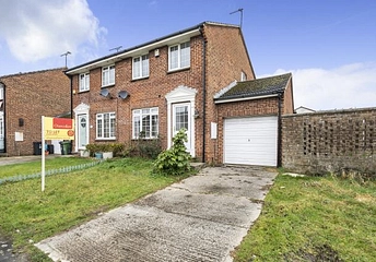 3 bedroom house for sale - Grantham Close, Freshbrook, Swindon, SN5 - Property View 1