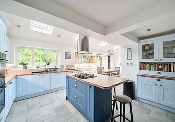 6 bedroom house for sale - Fennel Close, Swindon, SN2 - Property View 1