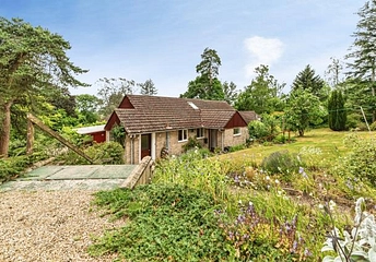 4 bedroom bungalow to rent - Thirtover, Thatcham, RG18 - Property View 1