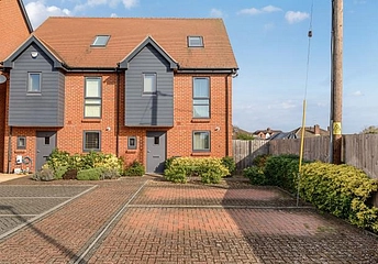 4 bedroom house for sale - Francis Close, Thatcham, RG18 - Property View 1