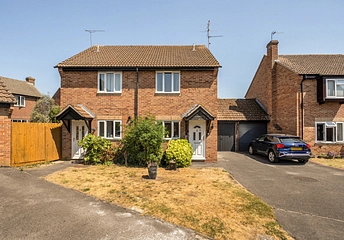 2 bedroom house for sale - Scrivens Mead, Thatcham, Berkshire, RG19 - Property View 1