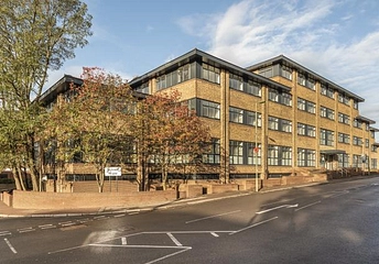 1 bedroom apartment to rent - Knoll Road, Camberley, GU15 - Property View 1