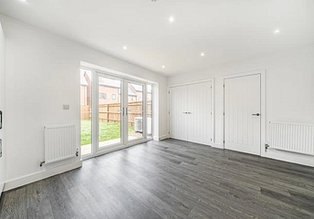 4 bedroom house to rent - Francis Avenue, Osbourne Gardens, Aylesbury, HP21 - Property View 1