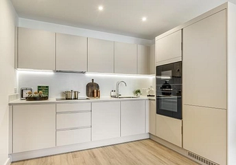 2 bedroom apartment to rent - Zenith House, Ermine Way, Maidenhead, SL6 - Property View 1