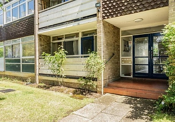 2 bedroom apartment for sale - Hill View Court, Woking, Surrey, GU22 - Property View 1