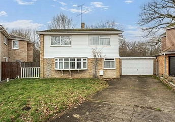 3 bedroom house for sale - Ellis Farm Close, Woking, Surrey, GU22 - Property View 1