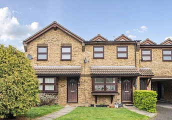 1 bedroom maisonette for sale - Oakley Close, Addlestone, Surrey, KT15 - Property View 1