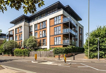2 bedroom apartment for sale - Sycamore Avenue, Woking, Surrey, GU22 - Property View 1