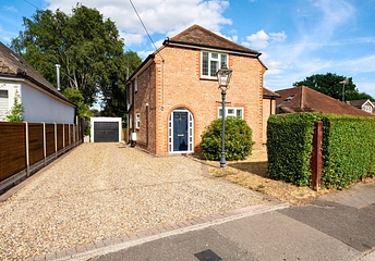 3 bedroom house for sale - Delta Road, Chobham, Woking, GU24 - Property View 1