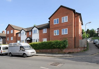 2 bedroom apartment to rent - Abercromby Court, Abercromby Avenue, High Wycombe, HP12 - Property View 1