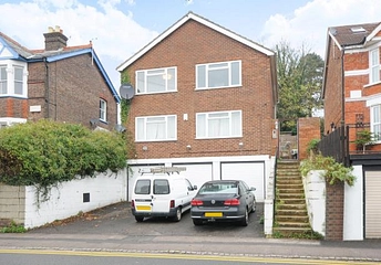 2 bedroom maisonette to rent - Totteridge Road, High Wycombe, HP13 - Property View 1