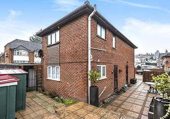 1 bedroom maisonette to rent - Desborough Avenue, High Wycombe, HP11 - Property View 1