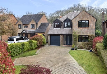 4 bedroom house to rent - Lacey Drive, Naphill, High Wycombe, HP14 - Property View 1