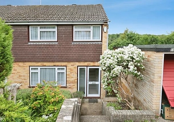 3 bedroom house to rent - Arundel Road, High Wycombe, HP12 - Property View 1