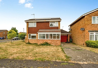 4 bedroom house to rent - Pentland Road, Aylesbury, HP21 - Property View 1
