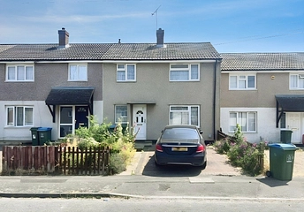 3 bedroom house to rent - Carlton Close, Aylesbury, Buckinghamshire, HP19 - Property View 1